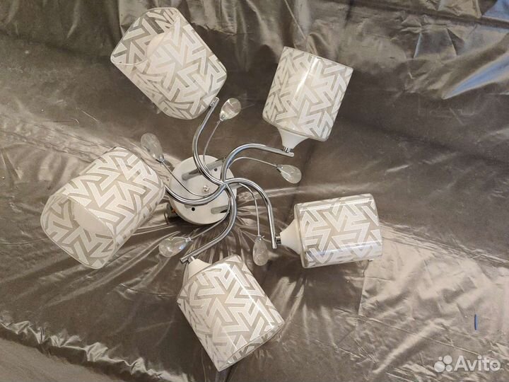 Люстра потолочная бу