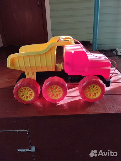 Детская машинка
