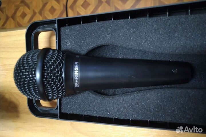 Студийный микрофон Behringer XM2000