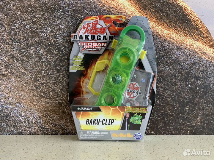 Новый кейс Bakugan + фигурка