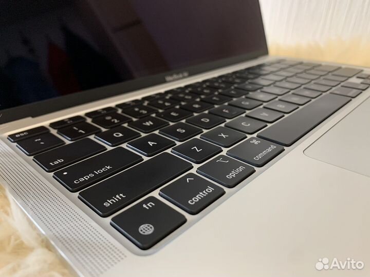 Macbook air 13 M1 256Gb