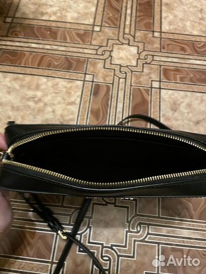 Продам сумку Michael kors