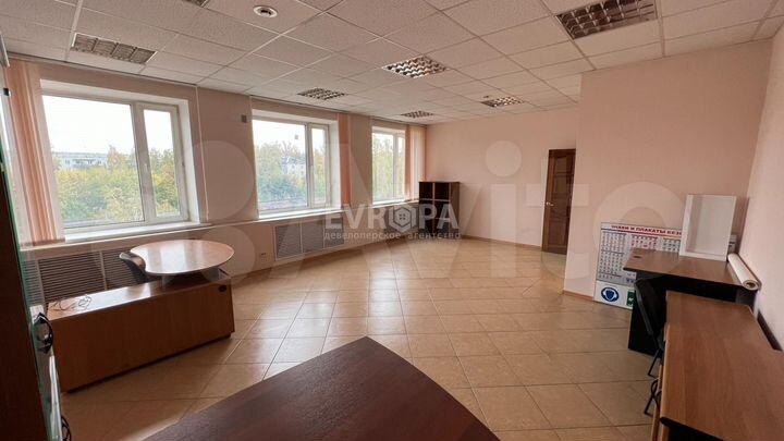 Помещение 110 м²
