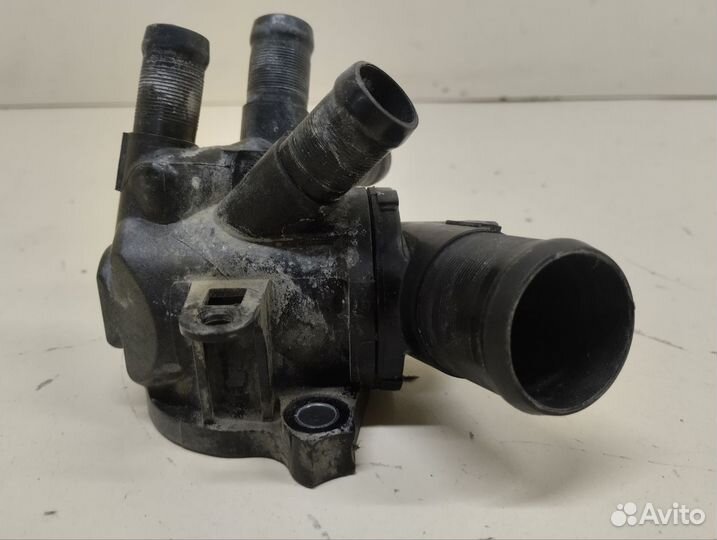 Б/У Б/У Корпус термостата 1106100Q2H nissan