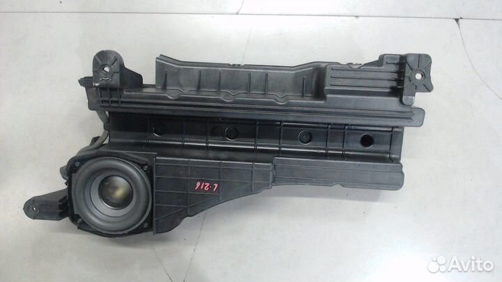 Сабвуфер Cadillac SRX, 2012