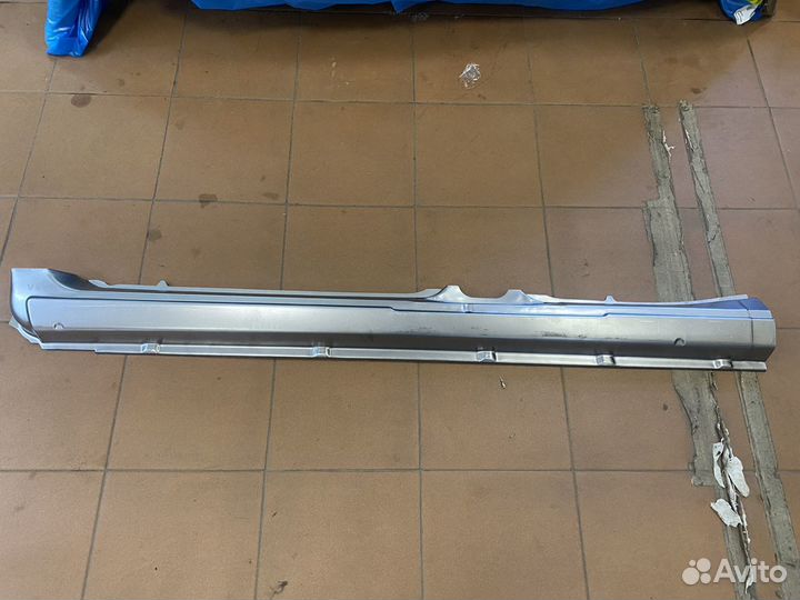 Порог наружный Приора ваз 2110