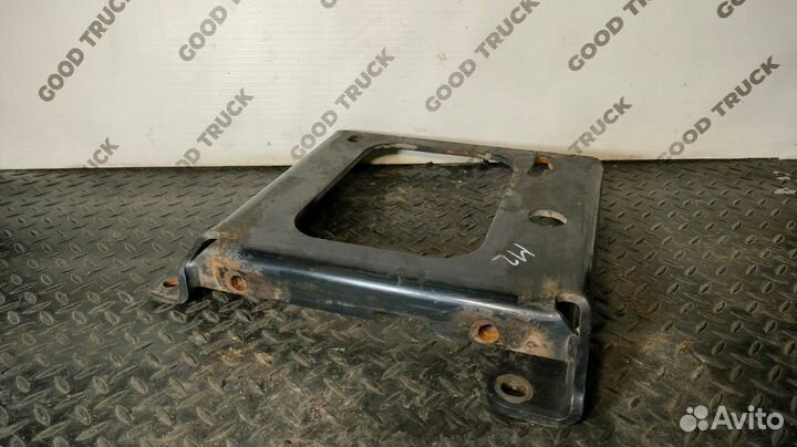 Кронштейн выхлопной системы