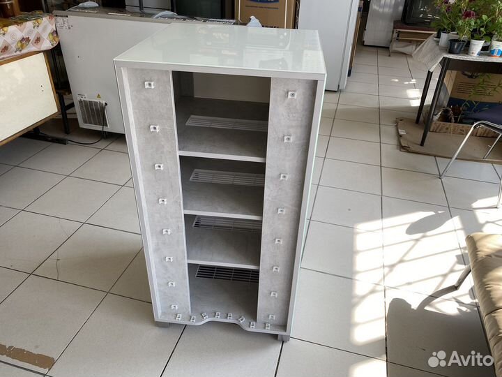 Hi-Fi-стойка для аппаратуры hifi-550