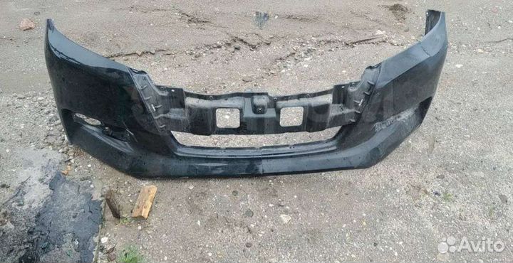 Бампер на toyota wish 20
