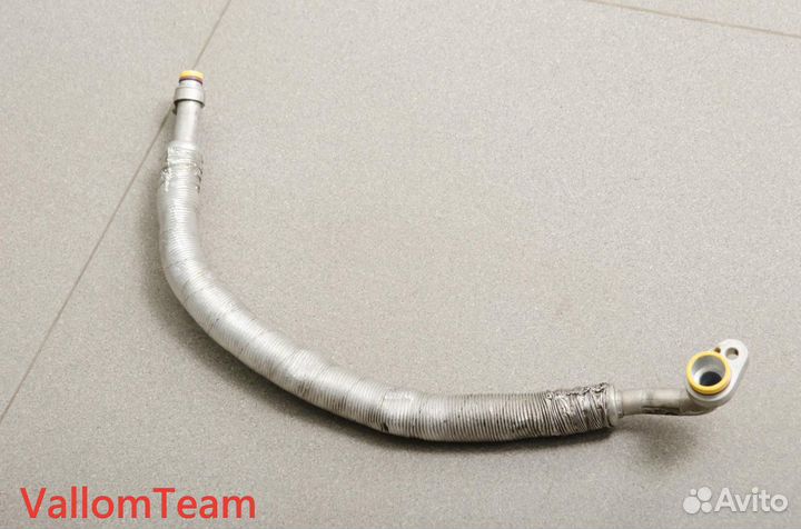 Лот X240 Трубка кондиционера BMW X5 E70