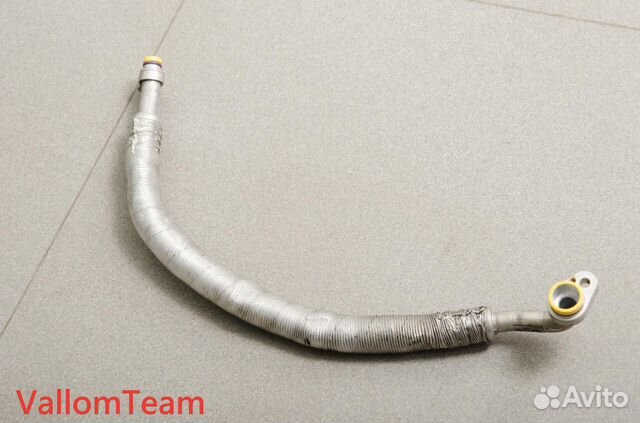 Лот X240 Трубка кондиционера BMW X5 E70