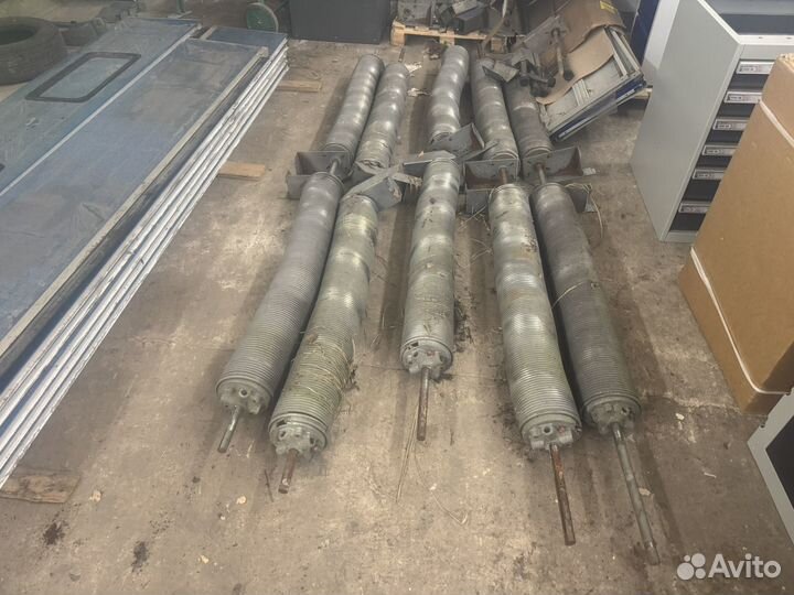 Ворота секционные подъемные бу