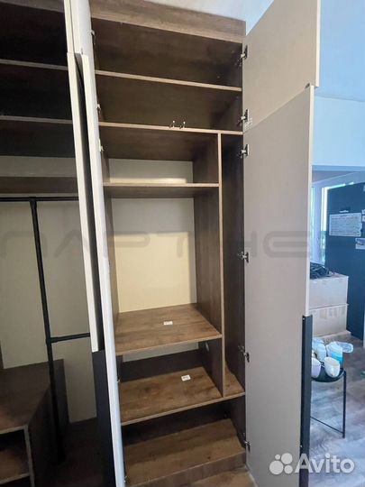 Шкаф распашной на заказ