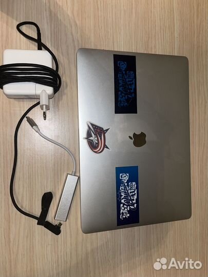 Apple MacBook Pro 16 2019