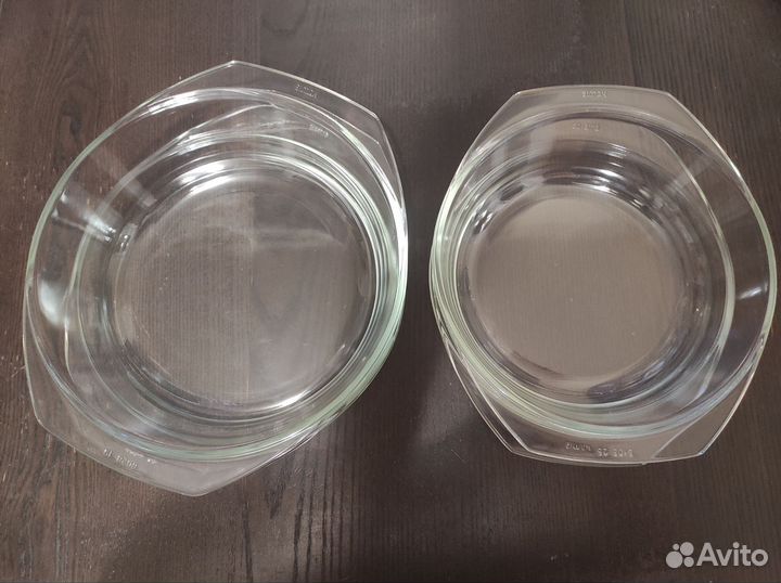 Стеклянная кастрюля Simax новая 2л