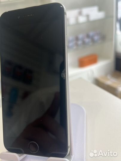 iPhone 6, 16 ГБ
