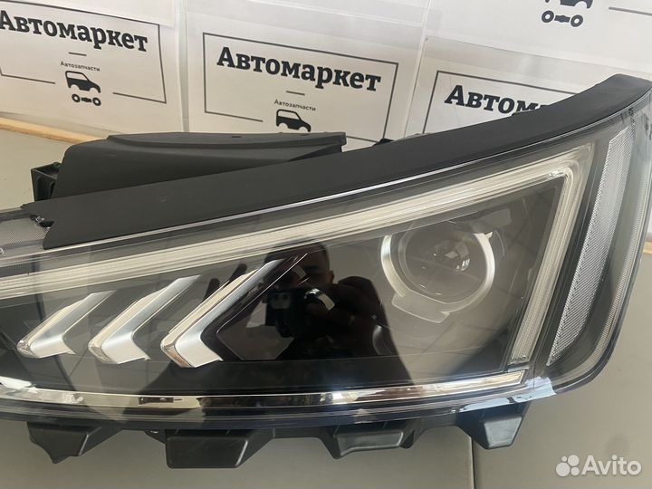 Фара левая Hyundai Elantra 18-20 LED