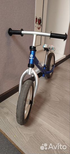 Велосипед беговел Swift