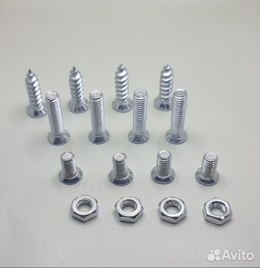Крепления номерных знаков Toyota хромированные