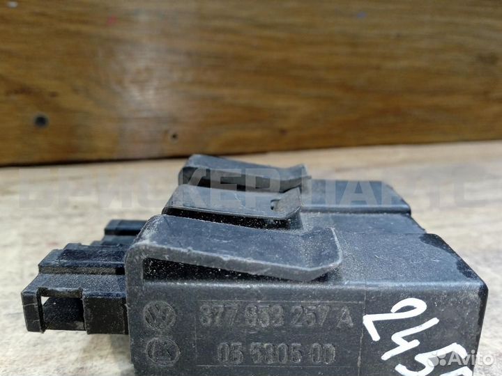 Блок иммобилайзера Фольксваген Поинтер