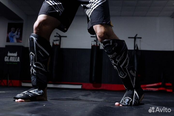 Защита голени и стопы Venum Gladiator