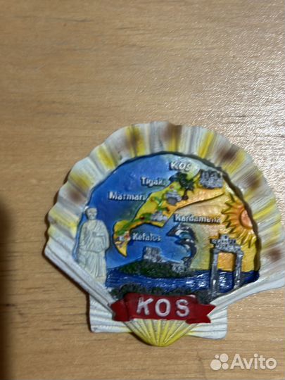 Сувениры из разных стран, городов