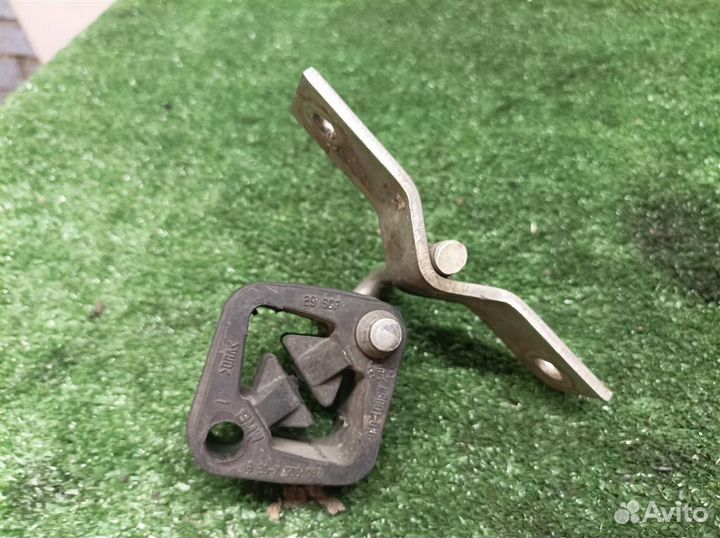 Кронштейн глушителя Land Rover