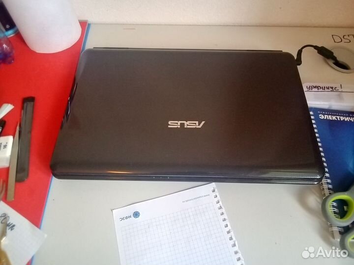 Ноутбук asus