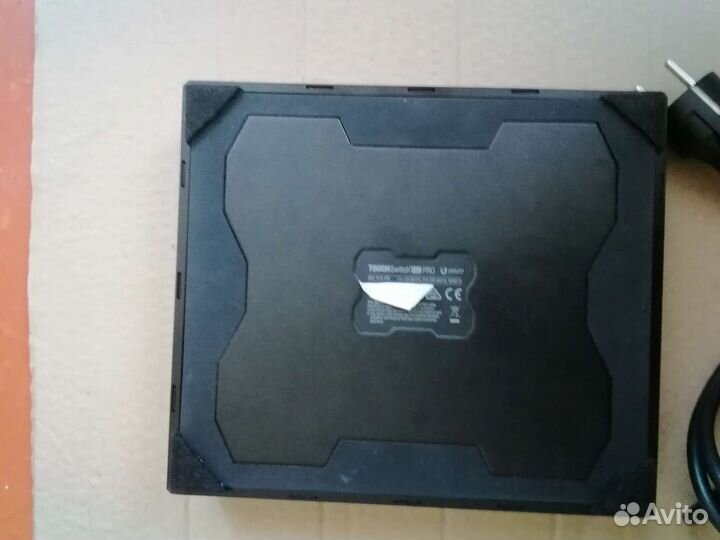 Коммутатор Ubiquiti toughswitch 8 PoE Pro TS-8-PRO