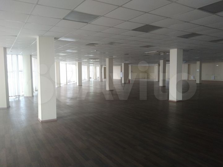 Свободного назначения, 670 м²