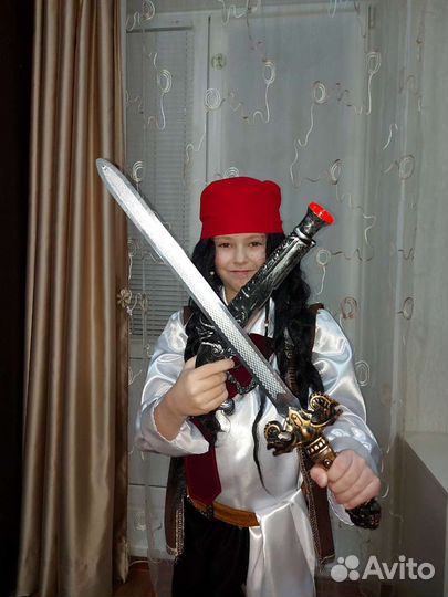 Прокат пират Джек Воробей