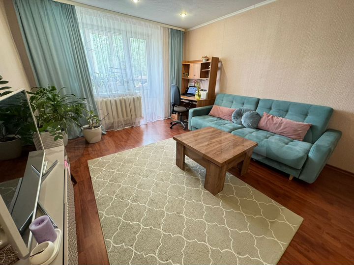 3-к. квартира, 61 м², 1/5 эт.