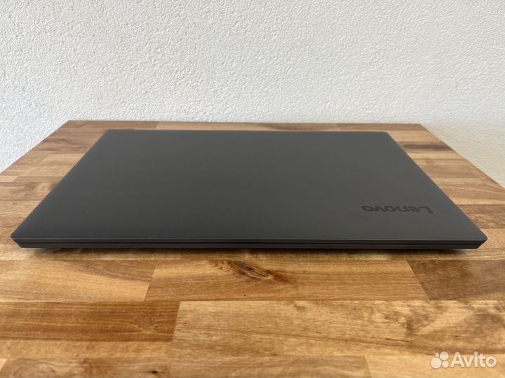 2020 Lenovo Core i3-7020 8Gb DDR4 SSD+500 Full HD