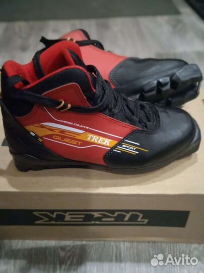 Лыжные ботинки 36размер