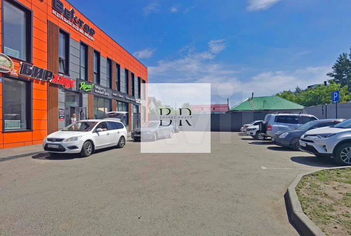 Торговая площадь парковка ремонт от 100- 269 м²