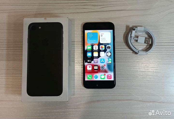 iPhone 7 акб - 100 все работает