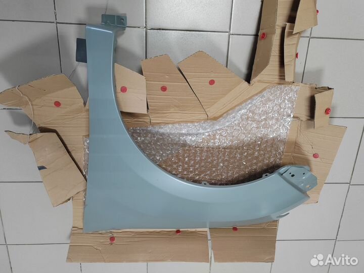 Крыло Левое на Renault Logan 2 2013