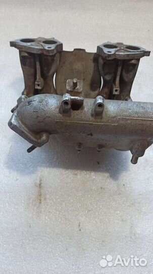 Коллектор впускной Ваз 2110