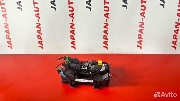 Блок предохранителей Opel Astra H 1.6 Z16XEP 2007