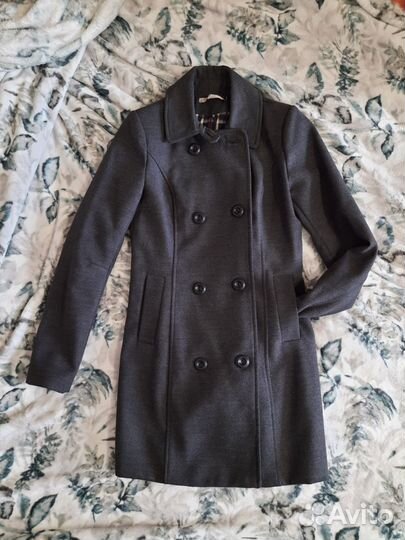 Новое пальто Stradivarius р.S, серое