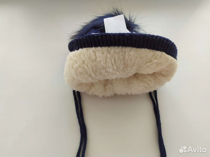 Шапка зимняя новая 46-48, варежки