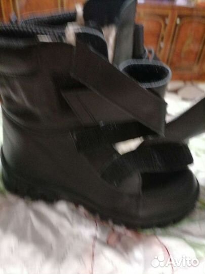 Ботинки детские новые