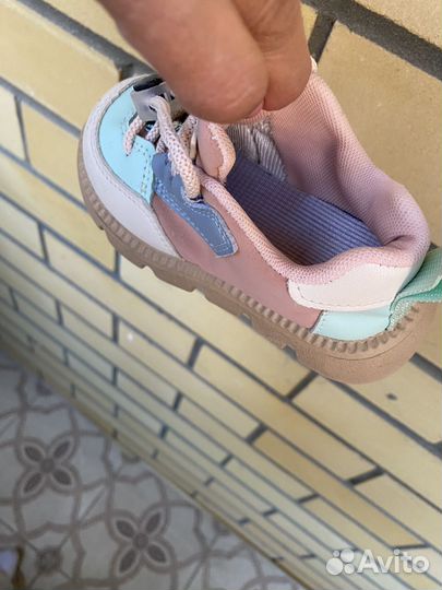 Кроссовки детские