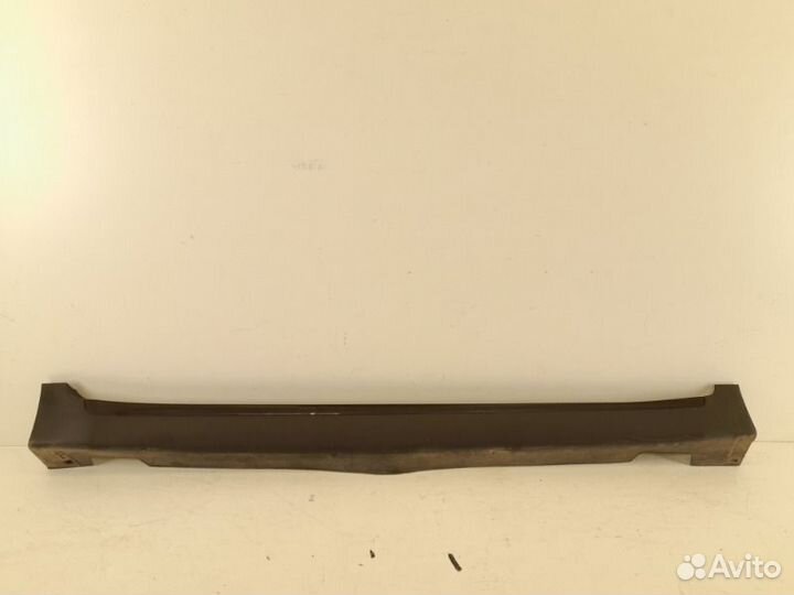 Накладка порога передняя правая Kia Sportage 4