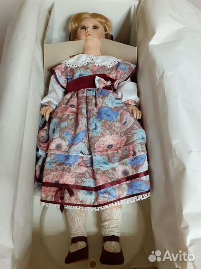Продаю коллекционную куклу от Fiba Collection