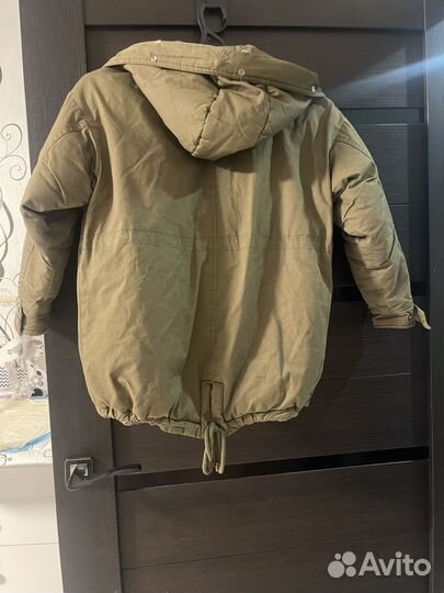 Куртки на девочку