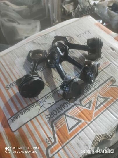 Поршня бмв n20 b20 (2,8)