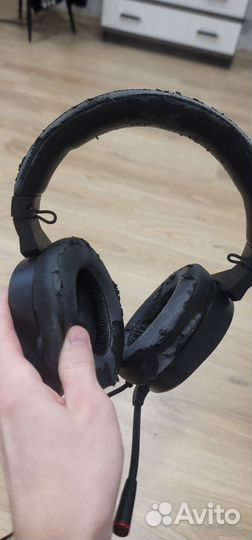 Наушники Bloody с микрофоном