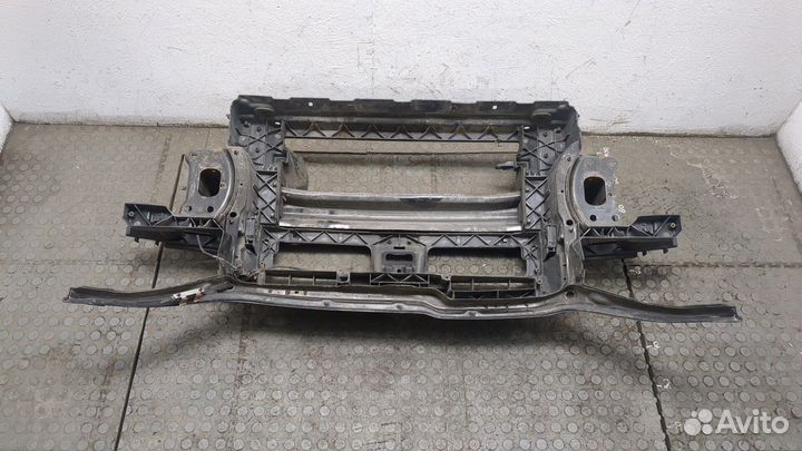 Рамка передняя Volkswagen Jetta 5