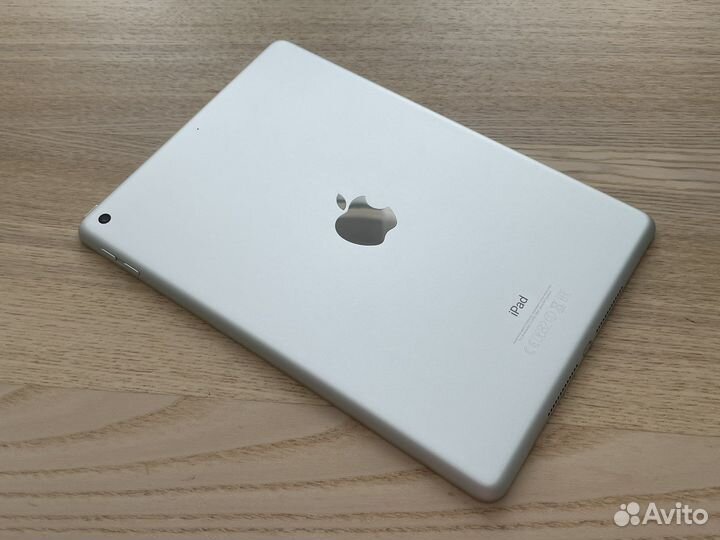 iPad 5 2017 32Gb WiFi Оригинальный